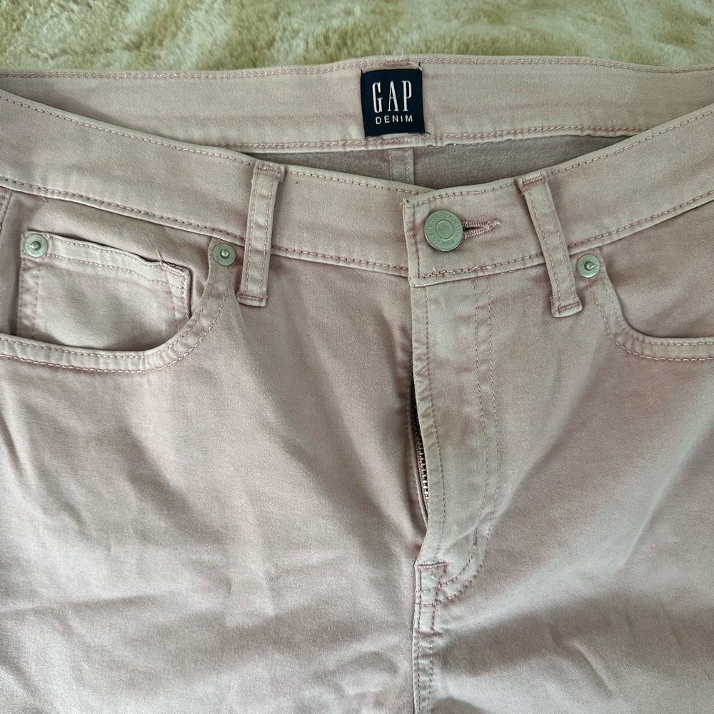 Pale pink Gap jeans. Worn once or twice, like new condition.